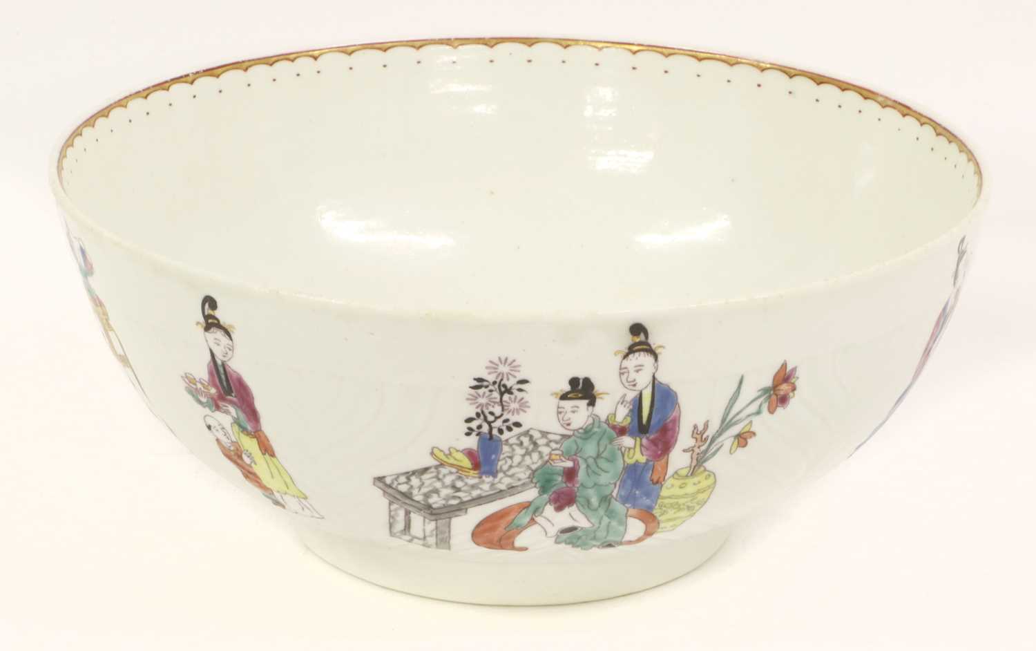 Lot 29 - A Worcester Porcelain Bowl, circa 1770,...