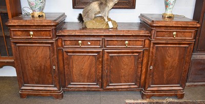 Lot 1090 - An Impressive William IV Mahogany Pedestal...