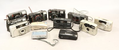 Lot 190 - Various Compact Cameras