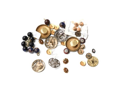 Lot 2147 - Assorted Early 20th Century Buttons comprising...