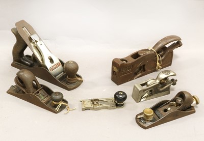 Lot 142 - Woodworking Planes