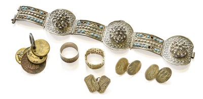 Lot 195 - A Small Quantity of Jewellery, including a 9...