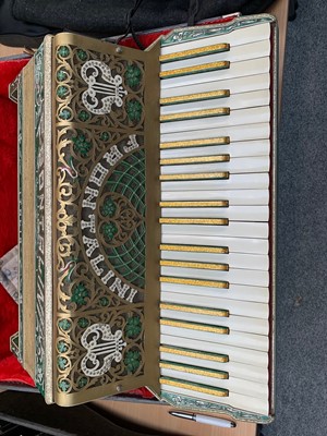 Lot 48 - Accordion Fronalini (Italia)