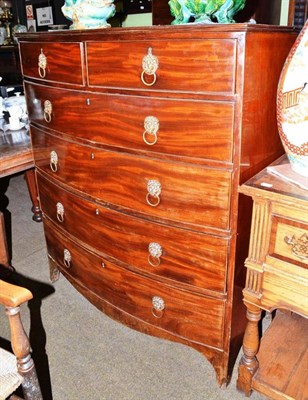 Lot 590 - Five height bow front chest