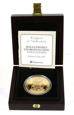 Lot 387 - Guernsey, Gold Proof £5 2010 (.916 gold,...