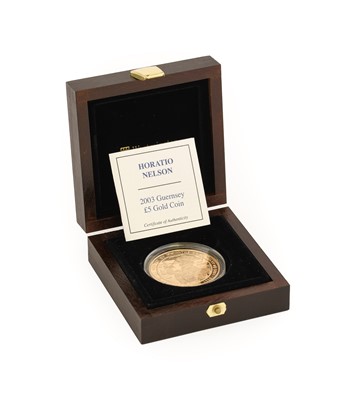 Lot 262 - Guernsey, Gold Proof £5 2003 (.916 gold,...