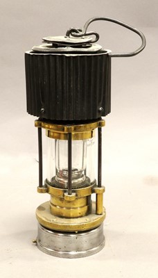 Lot 124 - Patterson Type HCP Mining Lamp