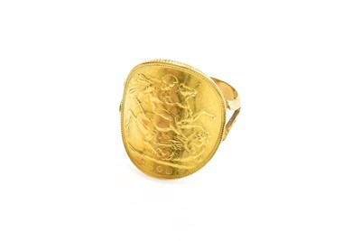 Lot 4 - A Sovereign Ring, dated 1908, finger size S