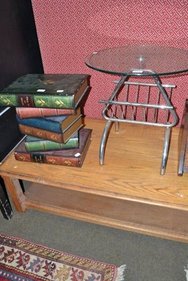 Lot 633 - Oak coffee table, screen, glass table, a stool as a pile of books