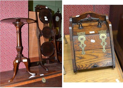 Lot 634 - Small wine table, coal scuttle and cake stand