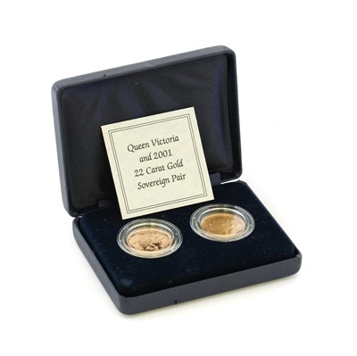 Lot 148 - Victoria & Elizabeth II, Sovereign 2-Coin Set:...