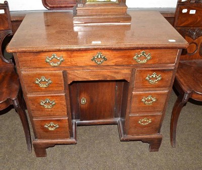 Lot 670 - Knee hole desk