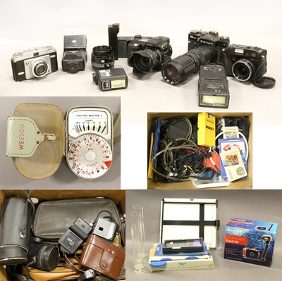 Lot 188 - Various Cameras Related Items
