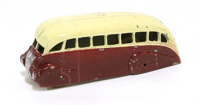 Lot 384 - Dinky (Pre-War) 29b Streamlined Bus