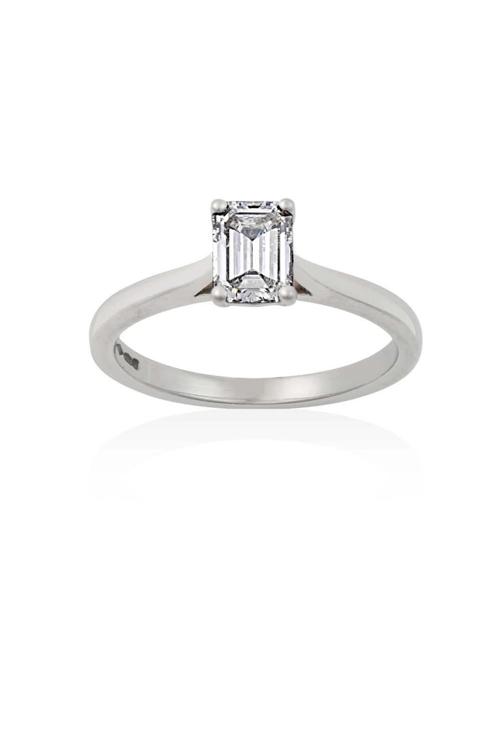 Lot 2144 - A Platinum Diamond Solitaire Ring the...
