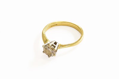 Lot 36 - An 18 Carat Gold Diamond Solitaire Ring, the...