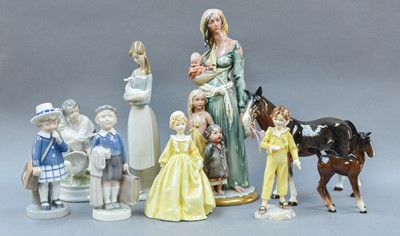 Lot 318 - A Quantity of Porcelain Figures, including...