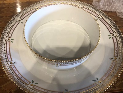Lot 122 - A Royal Copenhagen Porcelain "Flora Danica"...