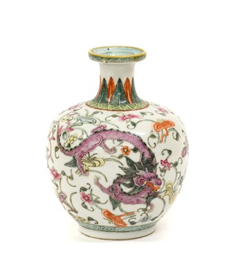 Lot 139 - A Chinese Porcelain Vase, 19th century, of...
