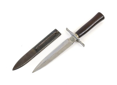 Lot 204 - A First World War French Fighting Knife, the...