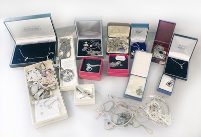 Lot 308 - A Quantity of Costume Jewellery, including...