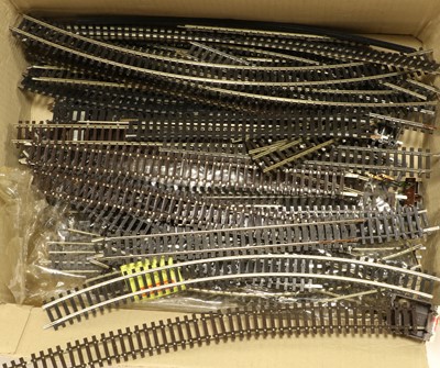 Lot 151 - Atlas A Collection Of Assorted Static Locomotives