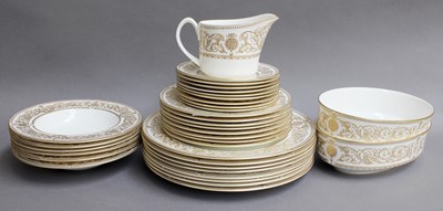 Lot 187 - Royal Worcester "Hyde Park" Pattern Dinner and...