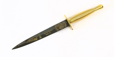 Lot 179 - A Third Pattern Fighting Knife Commemorating...