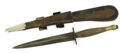 Lot 181 - A Second Pattern Fighting Knife, with 17cm...