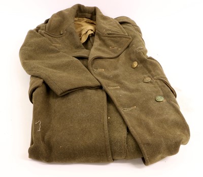 Lot 102 - A Small Quantity of Militaria Relating to...