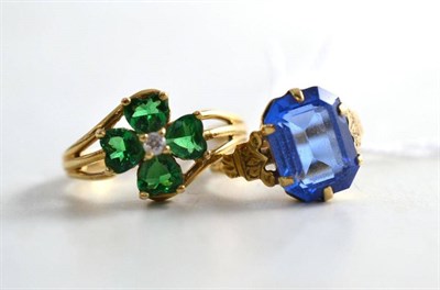 Lot 295 - A blue paste ring and a 9ct gold clover leaf motif ring