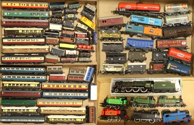 Lot 158 - Hornby/Triang OO Gauge A Collection Of Locomotives And Rolling Stock