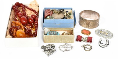 Lot 313 - A Quantity of Jewellery, including a coral...