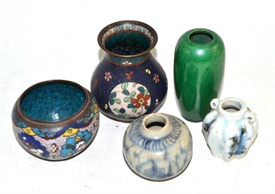 Lot 316 - Two small cloisonne vases, a green glazed ovoid vase and two blue and white jarlets (5)