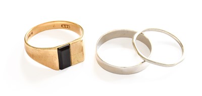 Lot 59 - A 9 Carat Gold Signet Ring, finger size S1/2;...