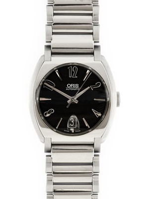 Lot 2287 - Oris: A Stainless Steel Automatic Calendar...