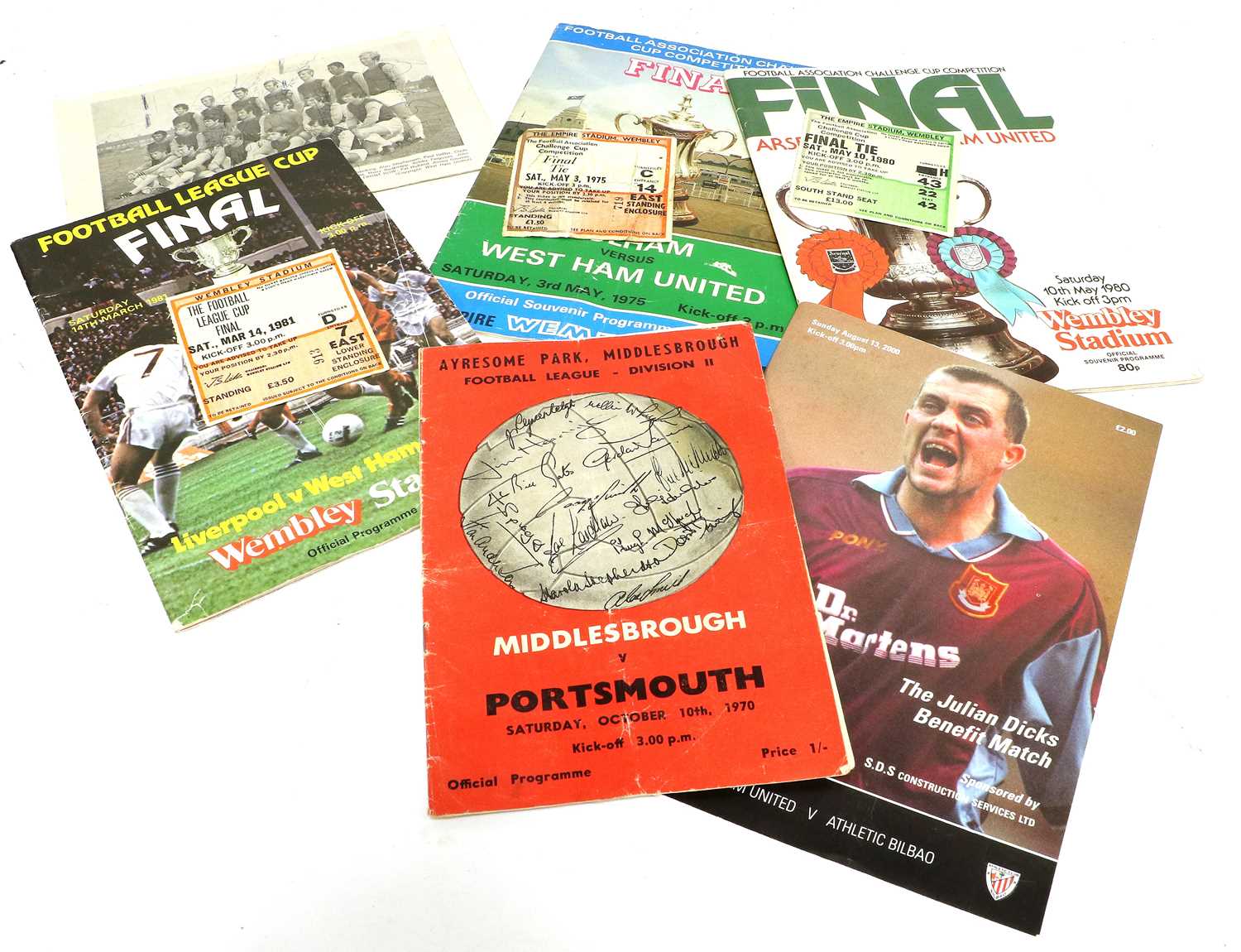 Lot 315 - West Ham Related Items