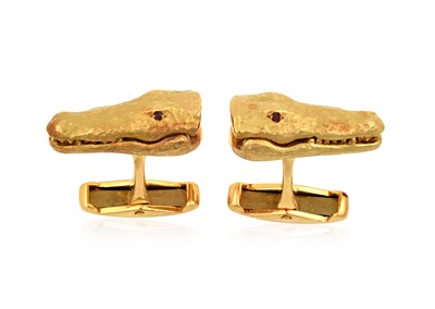 Lot 2083 - A Pair of 18 Carat Gold Crocodile Cufflinks...