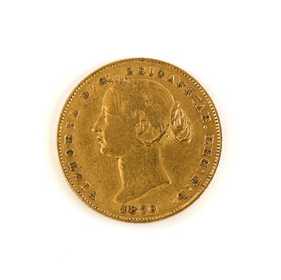 Lot 229 - Australia, Sovereign 1870, obv. young head...