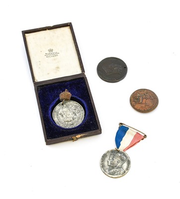 Lot 393 - Pope Innocent XI Bronze Medal 1676-1689, obv....