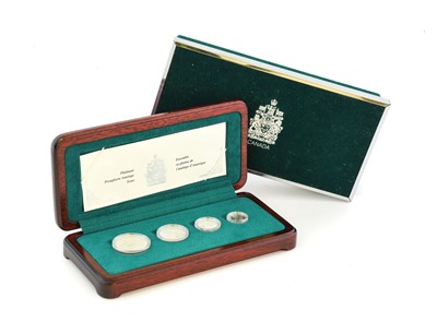 Lot 129 - Canada, Platinum Coin Set 2000, 4 coin set...