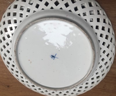 Lot 124 - A Pair of German Porcelain Plates in the...