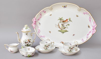 Lot 131 - A Herend Porcelain Rothschild Bird Pattern...