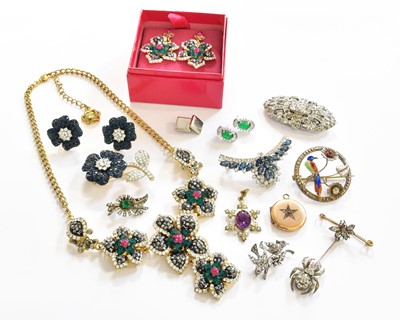 Lot 181 - A Quantity of Costume Jewellery, including a...