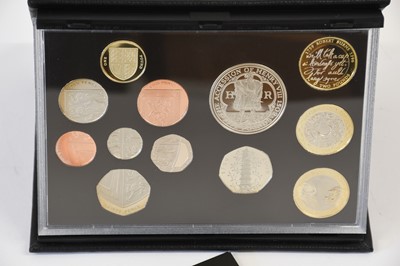 Lot 344 - 2009 Deluxe UK Proof Coin set, 12 coins from...