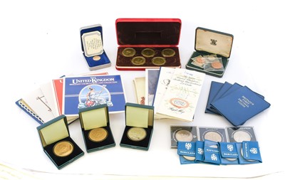 Lot 376 - Collection of Commemorative and Uncirculated...