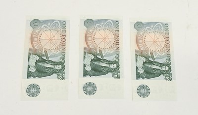 Lot 402 - Collection of English and World Banknotes,...