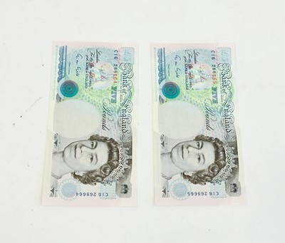 Lot 402 - Collection of English and World Banknotes,...