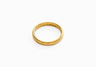 Lot 212 - A 22 Carat Gold Band Ring, finger size J1/2