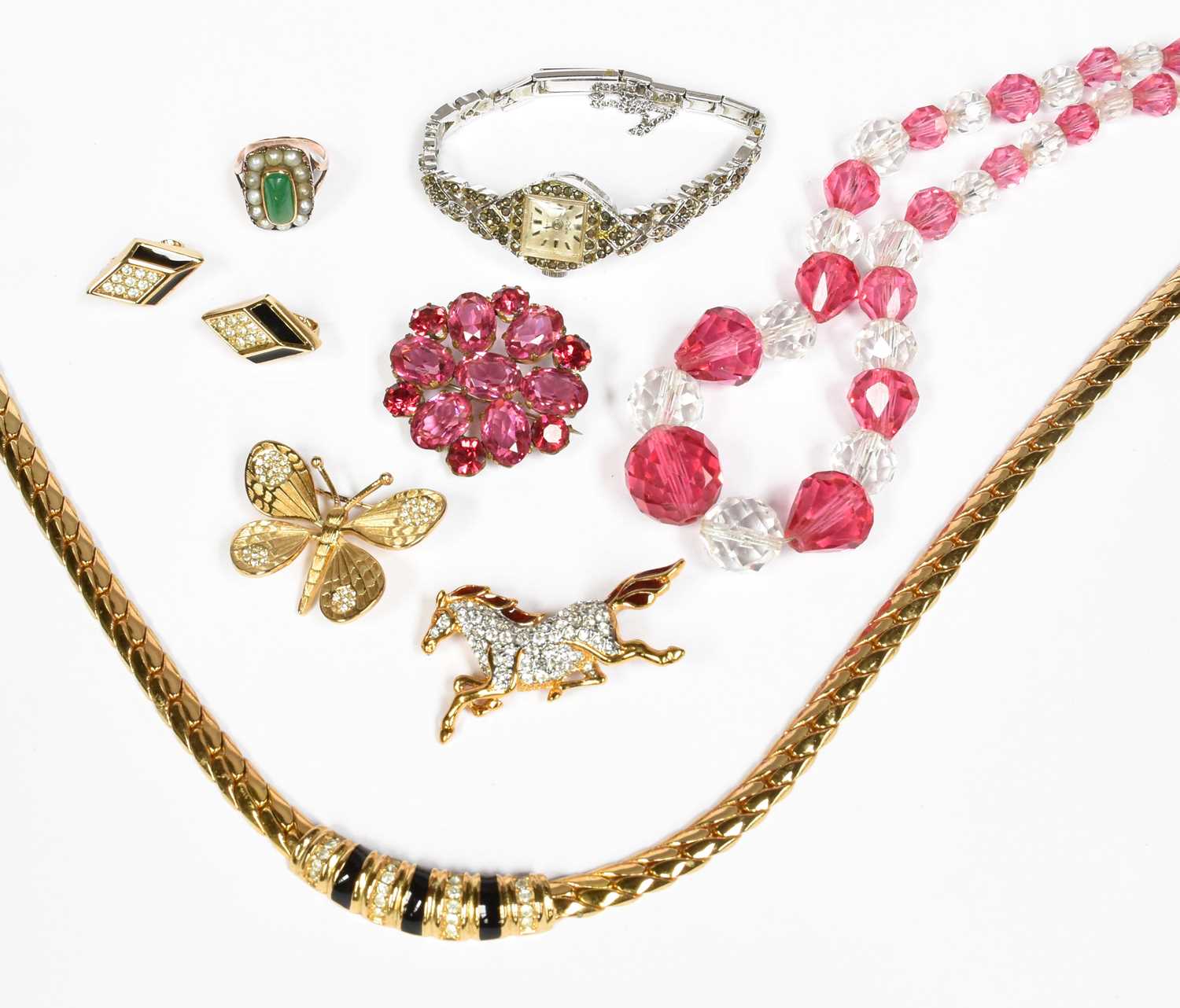 Lot 239 - A Quantity of Jewellery, including a necklace,...